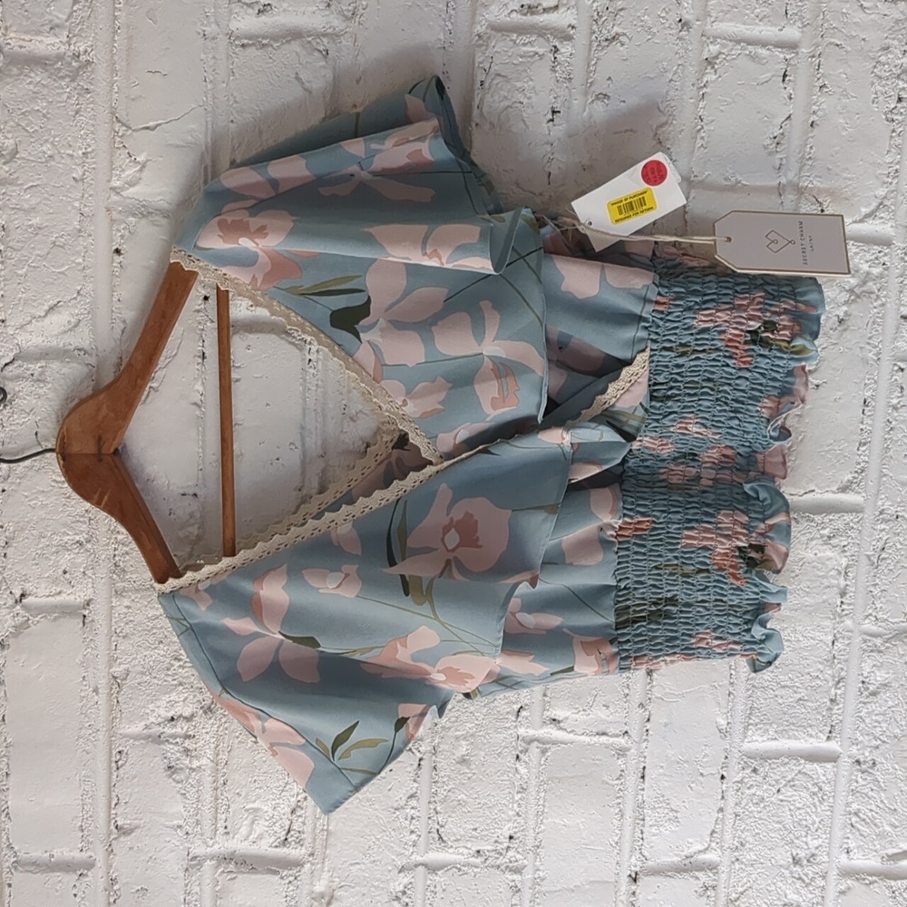NWT Love and Piece Collective Blue Floral Ruffle Top